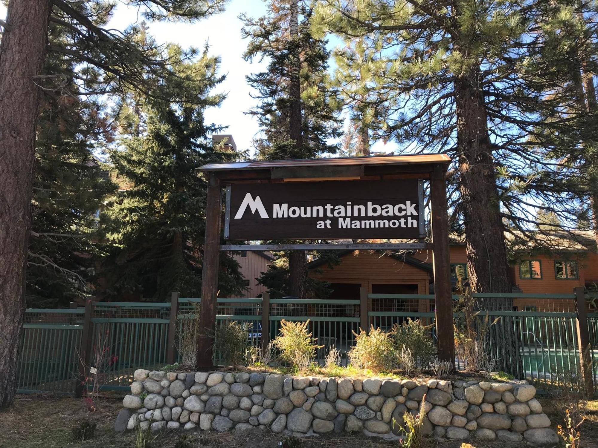 Mountainback #34, Corner * Mammoth Lakes